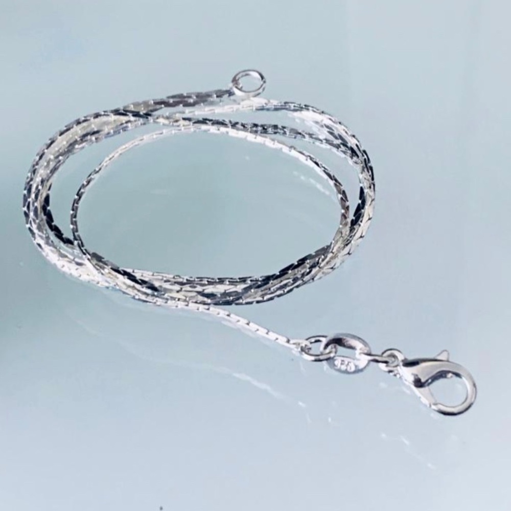 18" Inches Sterling Silver Soft Bone Necklace